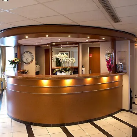 Botel Fairtours Hotelschiff Regina Rheni **** 4*