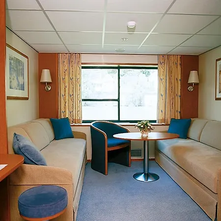 Fairtours Hotelschiff Regina Rheni **** 4* Düsseldorf