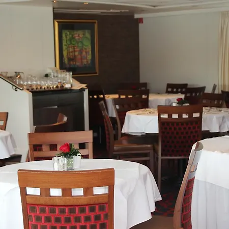 Botel Fairtours Hotelschiff Regina Rheni ****