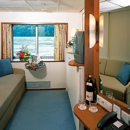 Fairtours Hotelschiff Regina Rheni **** Botel