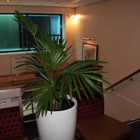Fairtours Hotelschiff Regina Rheni **** Düsseldorf