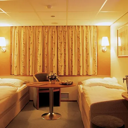 Fairtours Hotelschiff Regina Rheni ****