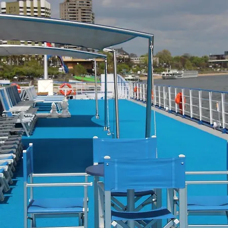 Botel Fairtours Hotelschiff Regina Rheni **** Düsseldorf