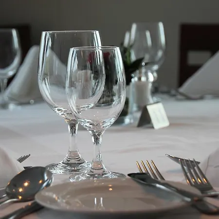 Fairtours Hotelschiff Regina Rheni **** Hotel en barco